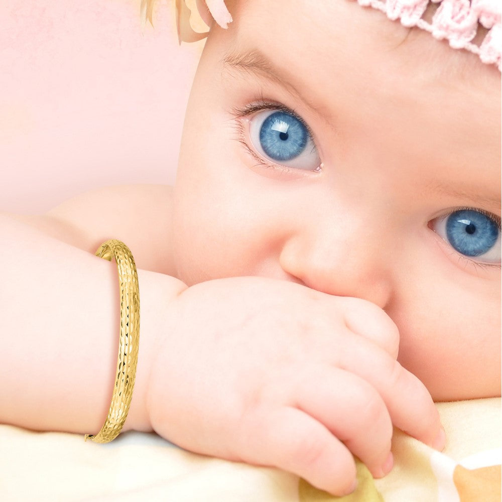 14K Yellow Gold Madi K Kids Polished Diamond Cut 5mm Hinged Child'S Bangle