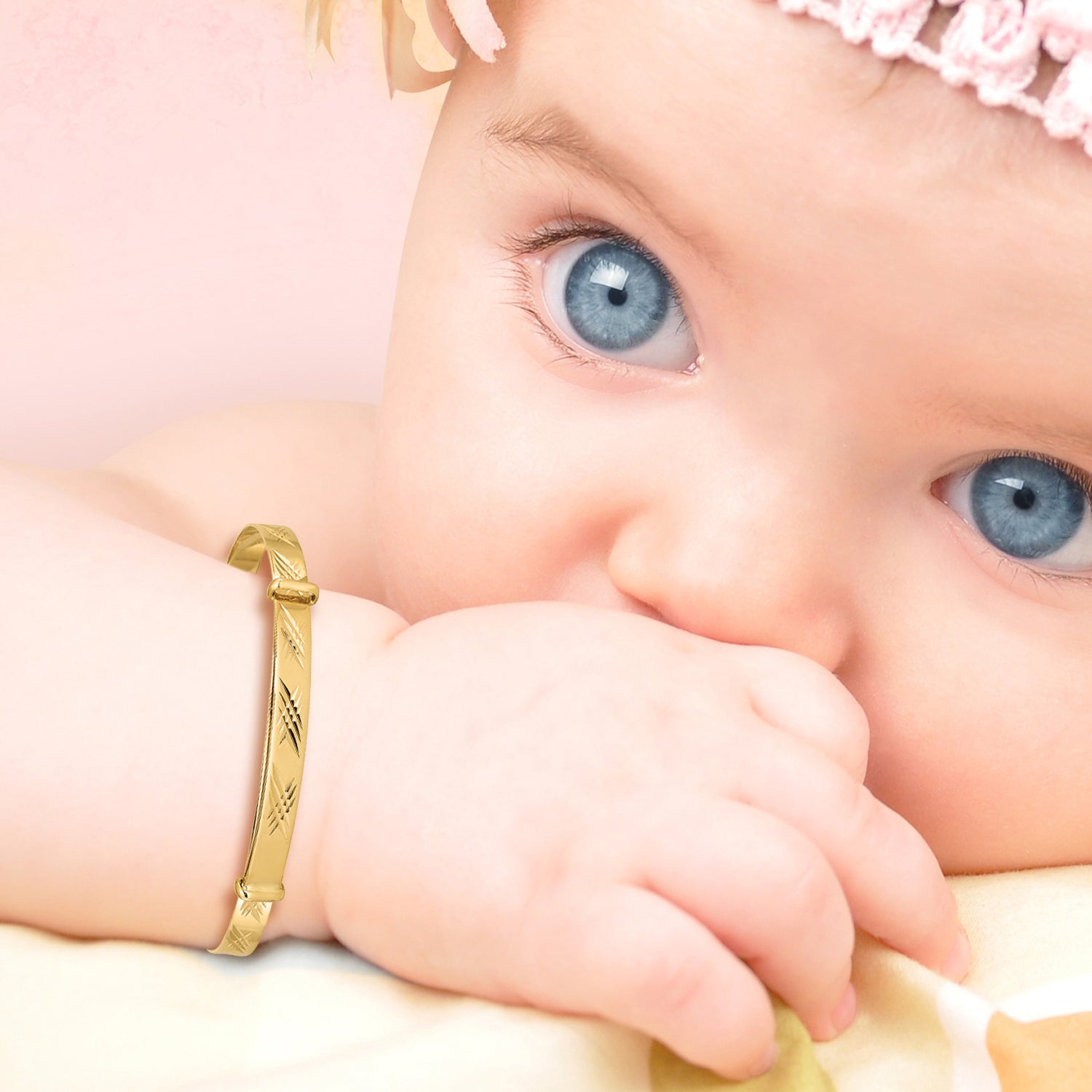 14K Yellow Gold Madi K Polished D/C Expandable Baby Bangle