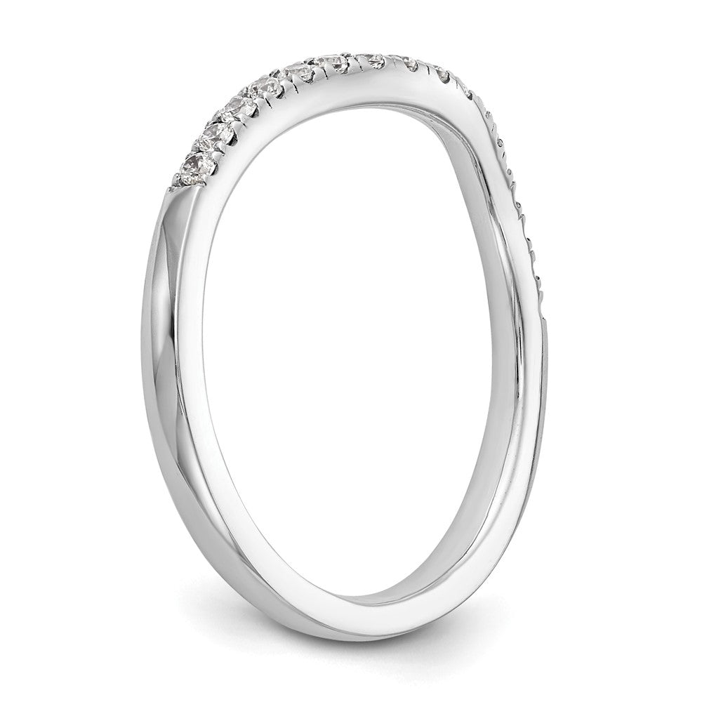 14k White Gold 1/5 Ct. Lab Grown Diamond VS/SI+ G+ Curved Band Ring