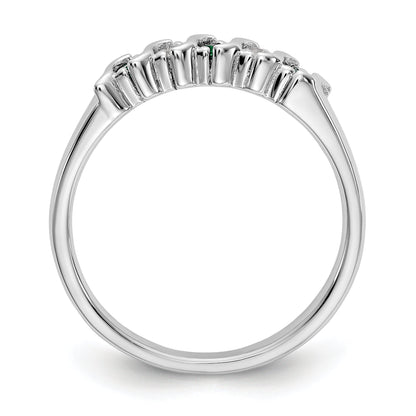 10K White Gold Diamond W/Emerald Band