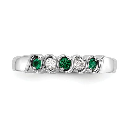 10K White Gold Diamond W/Emerald Band