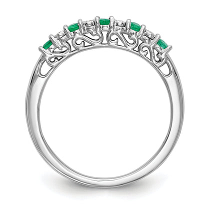 10K White Gold 10K Diamond W/Emerald Band