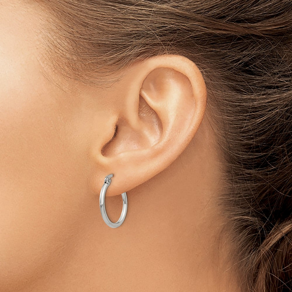 Stainless Steel Chisel Polished 19.5mm Diameter 2mm Hoop Earrings