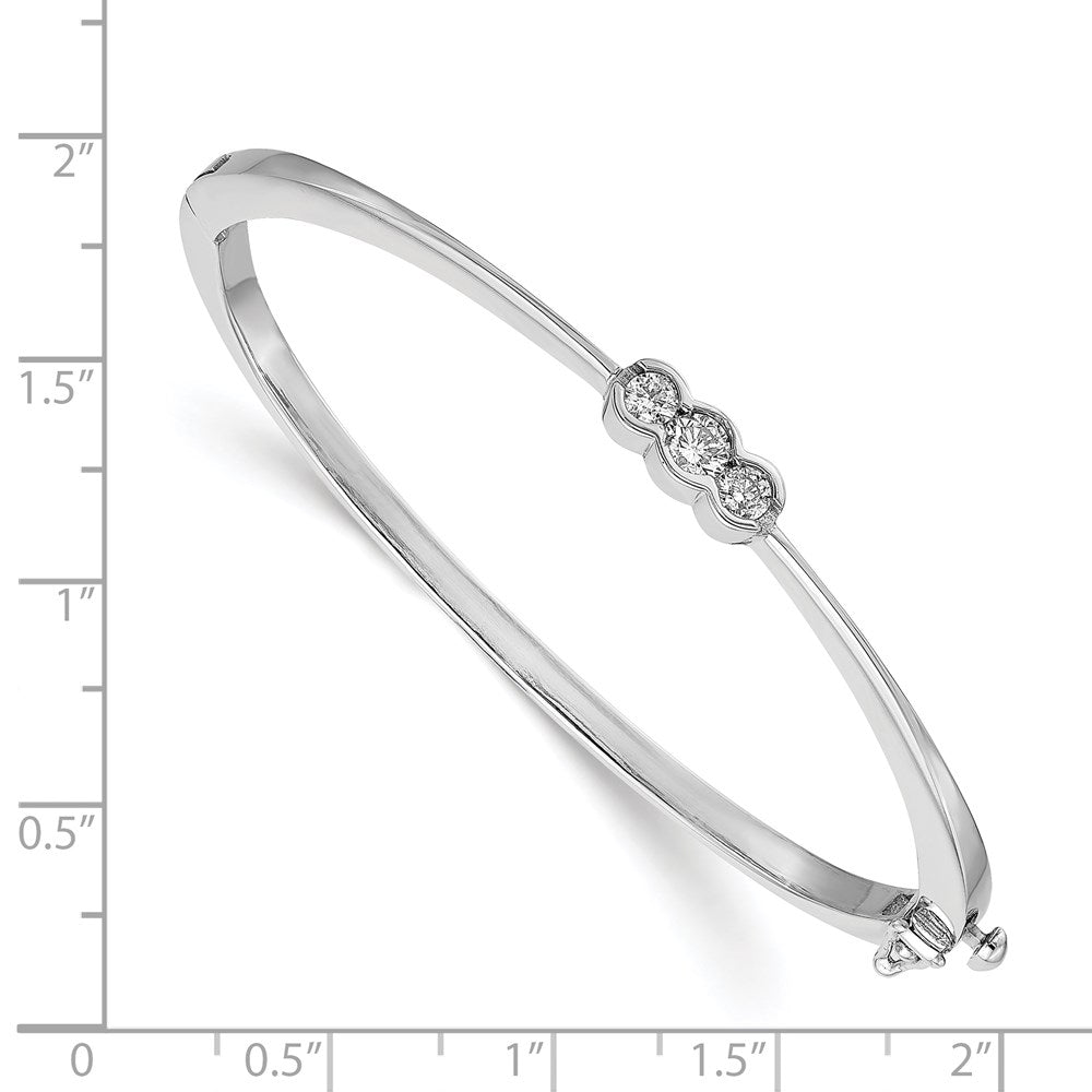 14K White Gold Complete 3 Stone 1/2 Carat Vs Diamond Hinged Oval Bangle Bracelet