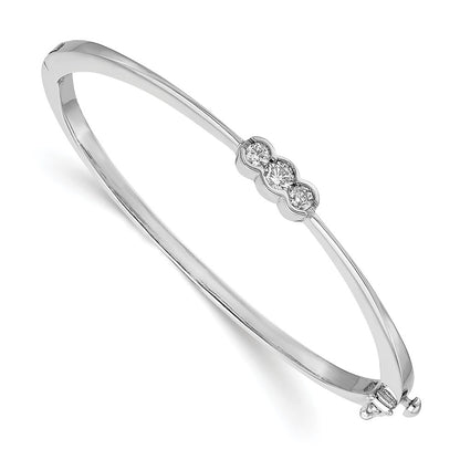 14k White Gold 1/4 Ct. Lab Grown Diamond VS/SI+ G+ Bangle Bracelet