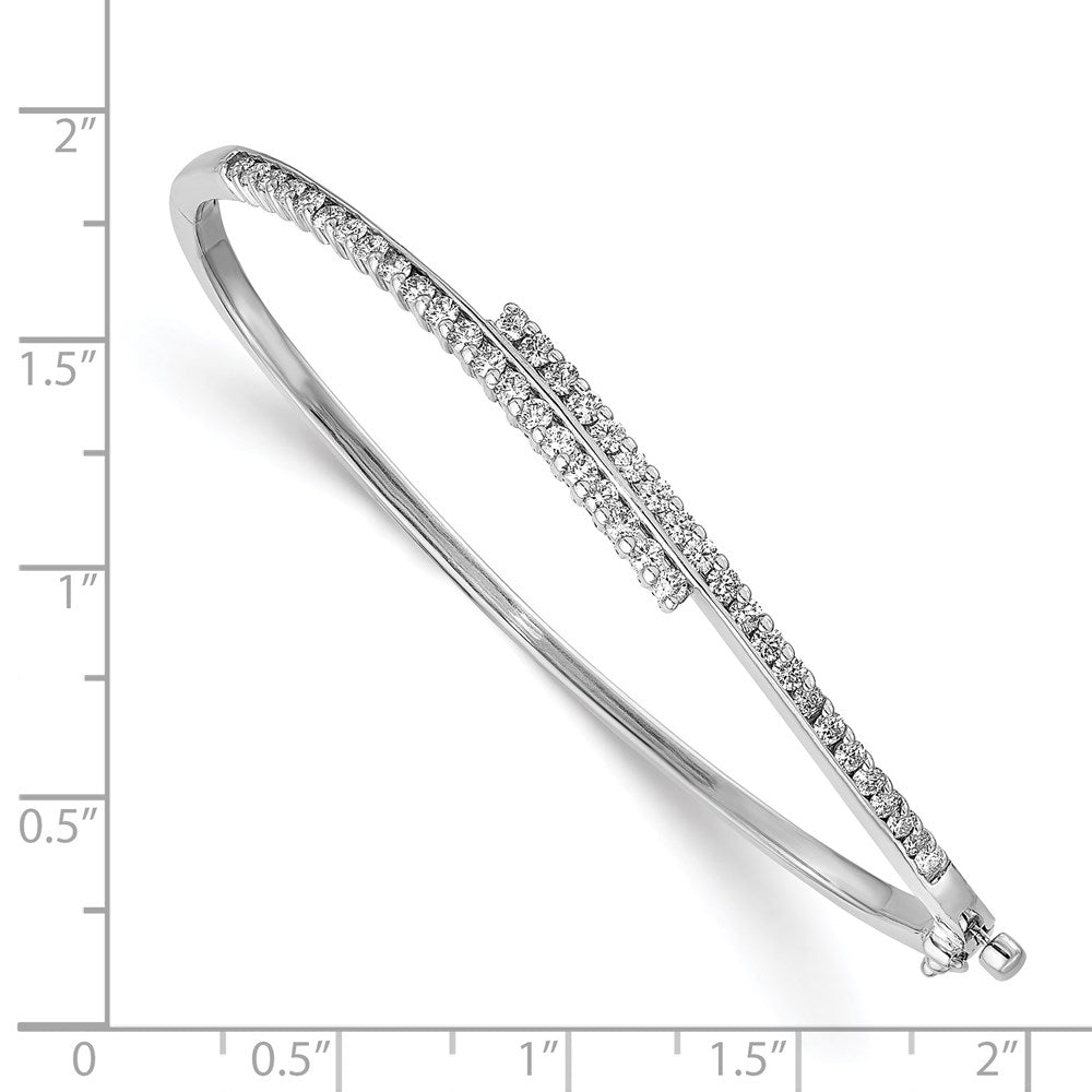 14K White Gold Complete 1 Carat Vs Diamond Hinged Oval Bangle Bracelet