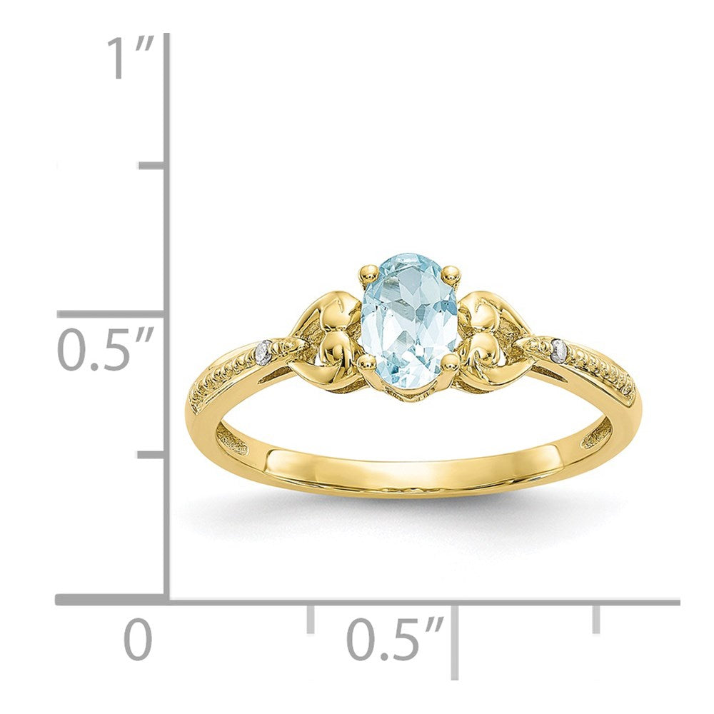 10K Yellow Gold Aquamarine and Real Diamond Ring