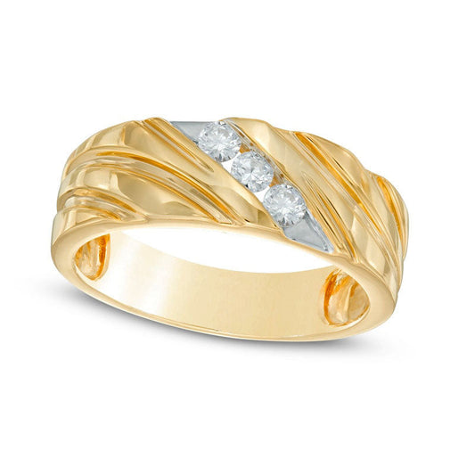 Men's 0.25 CT. T.W. Natural Diamond Wedding Band in Solid 10K Yellow Gold