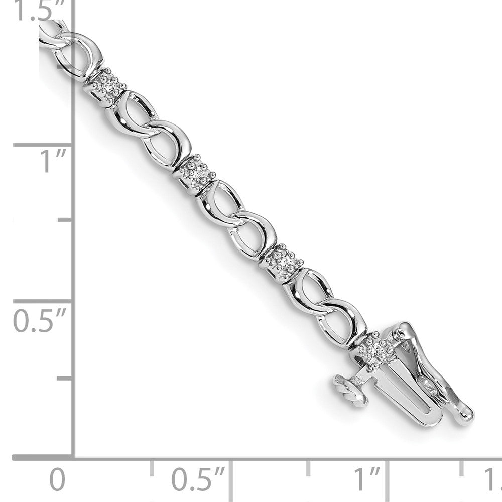 14k White Gold Natural Diamond Figure 8 Link Bracelet