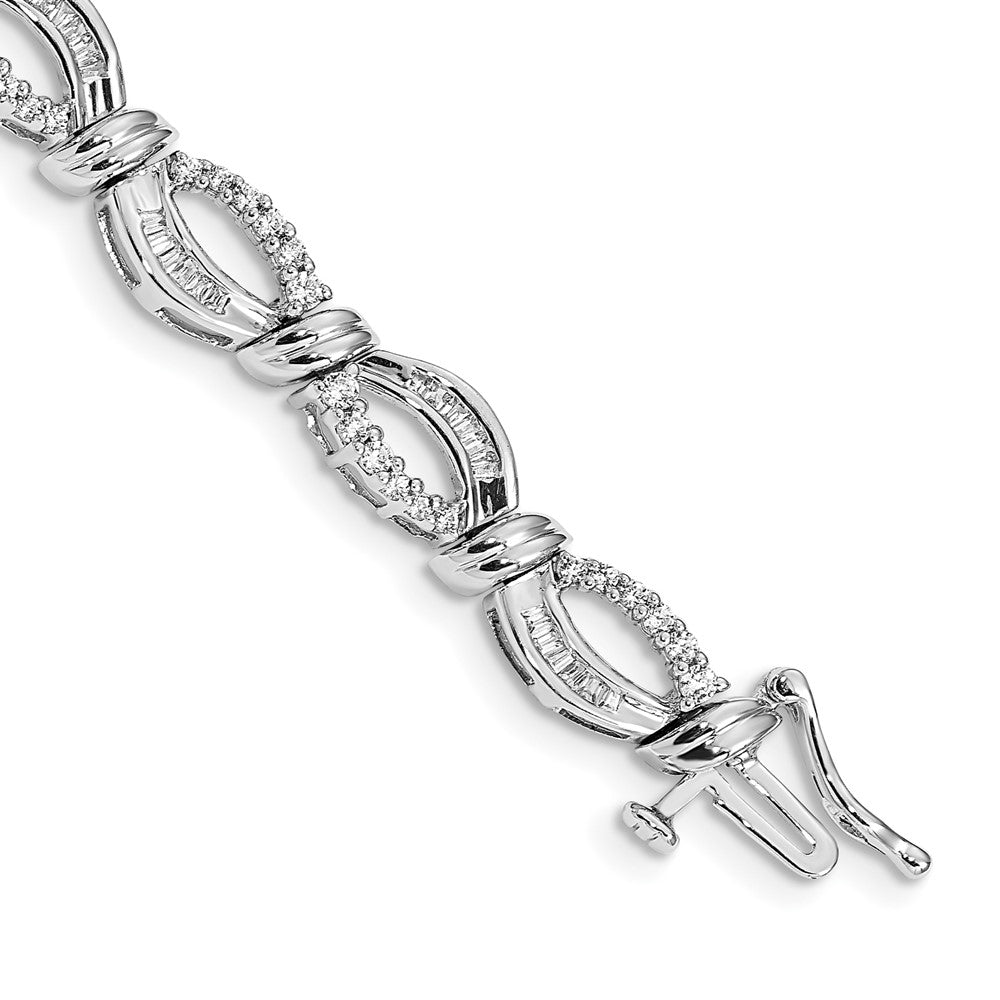 14k White Gold Natural Diamond Fancy Bracelet