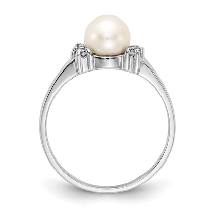 14k White Gold 6mm FW Cultured Pearl AA Diamond ring