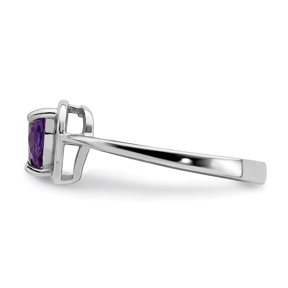 14k White Gold 6mm Heart Amethyst ring