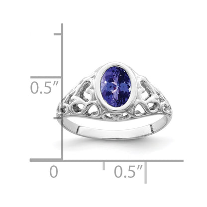 14k White Gold 7x5mm Oval Tanzanite ring