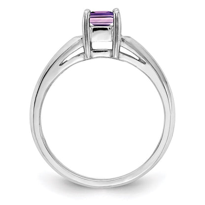 14k White Gold 4mm Princess Cut Amethyst ring