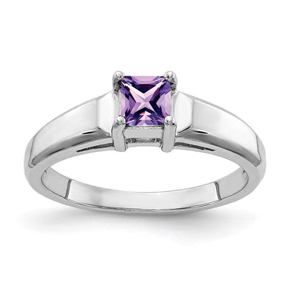 14k White Gold 4mm Princess Cut Amethyst ring