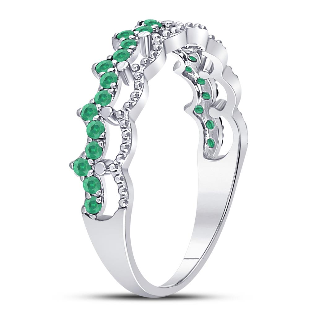 14k White Gold Round Emerald Scalloped Stackable Band Ring 1/4 Cttw